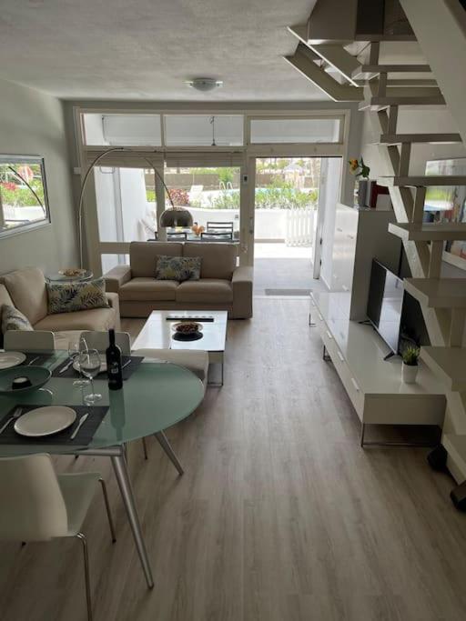 Apartamento Puerto Rico - Primera Linea De Playa Mogán Extérieur photo